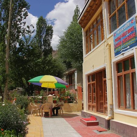 Saichen Lamayuru Guest House Exterior foto